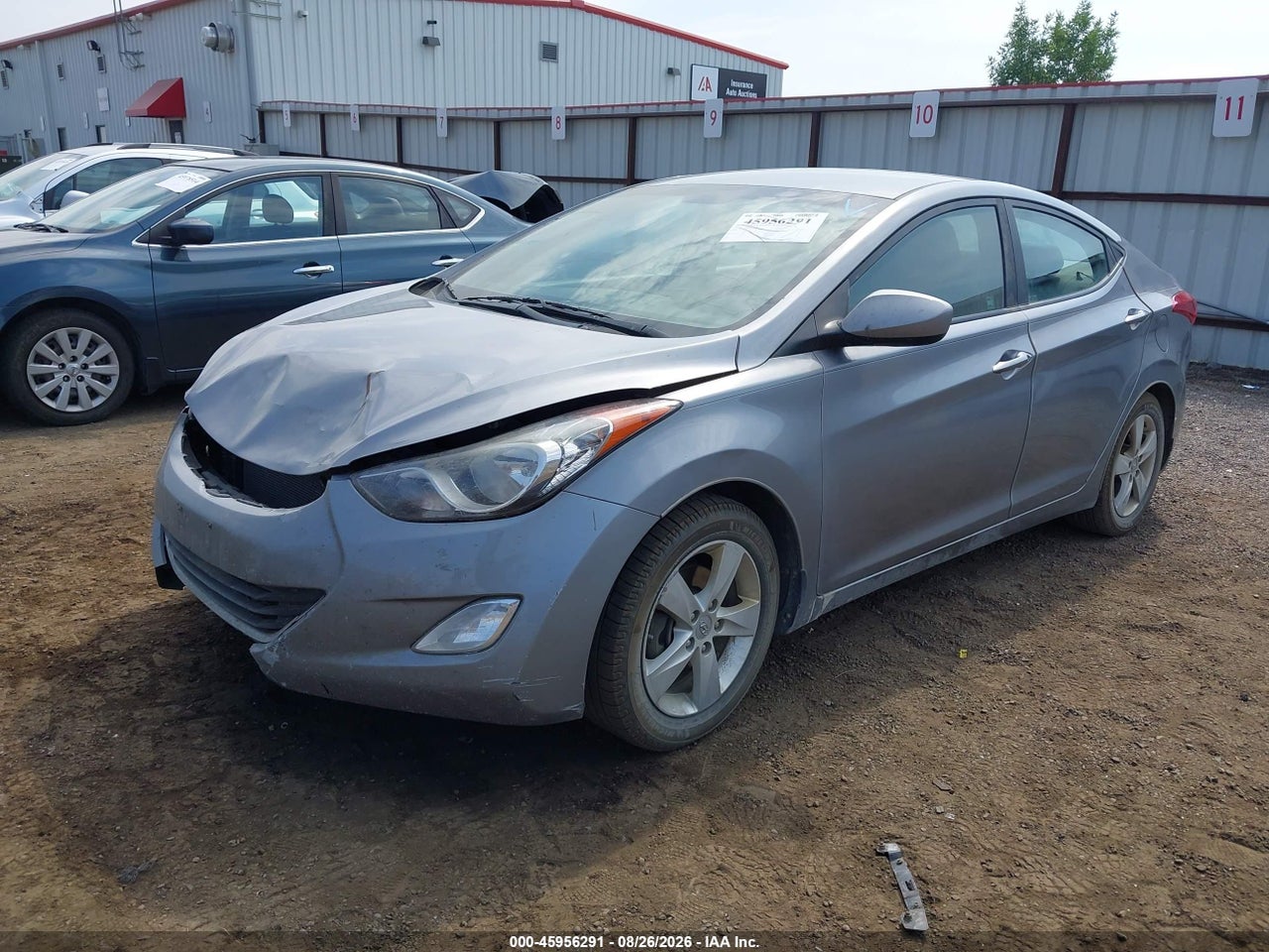 2013 HYUNDAI ELANTRA GLS · 2/10