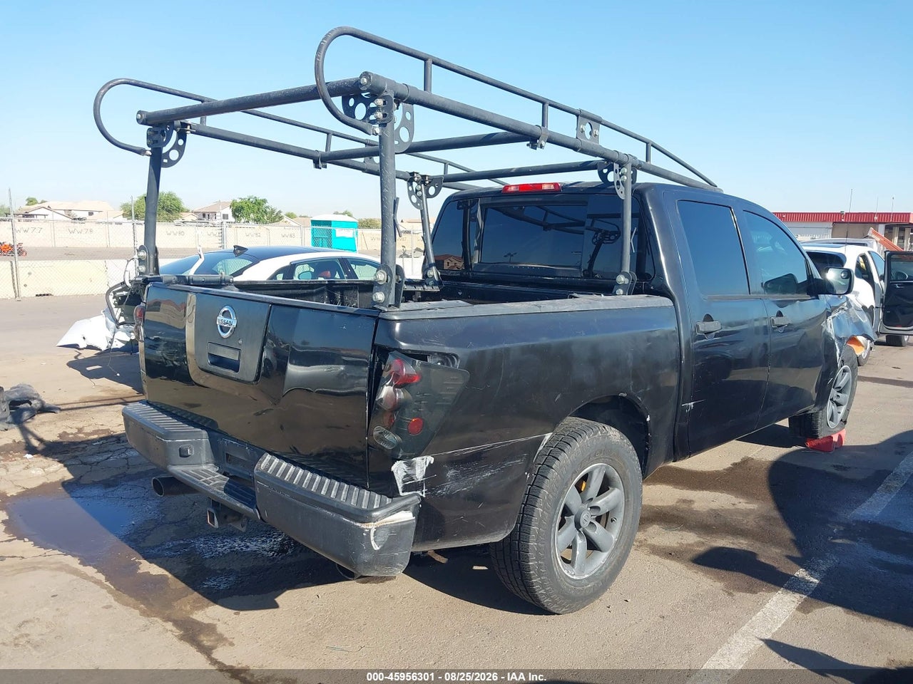 2010 NISSAN TITAN XE · 4/10