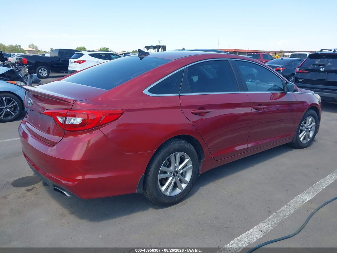 2015 HYUNDAI SONATA SE · 4/11
