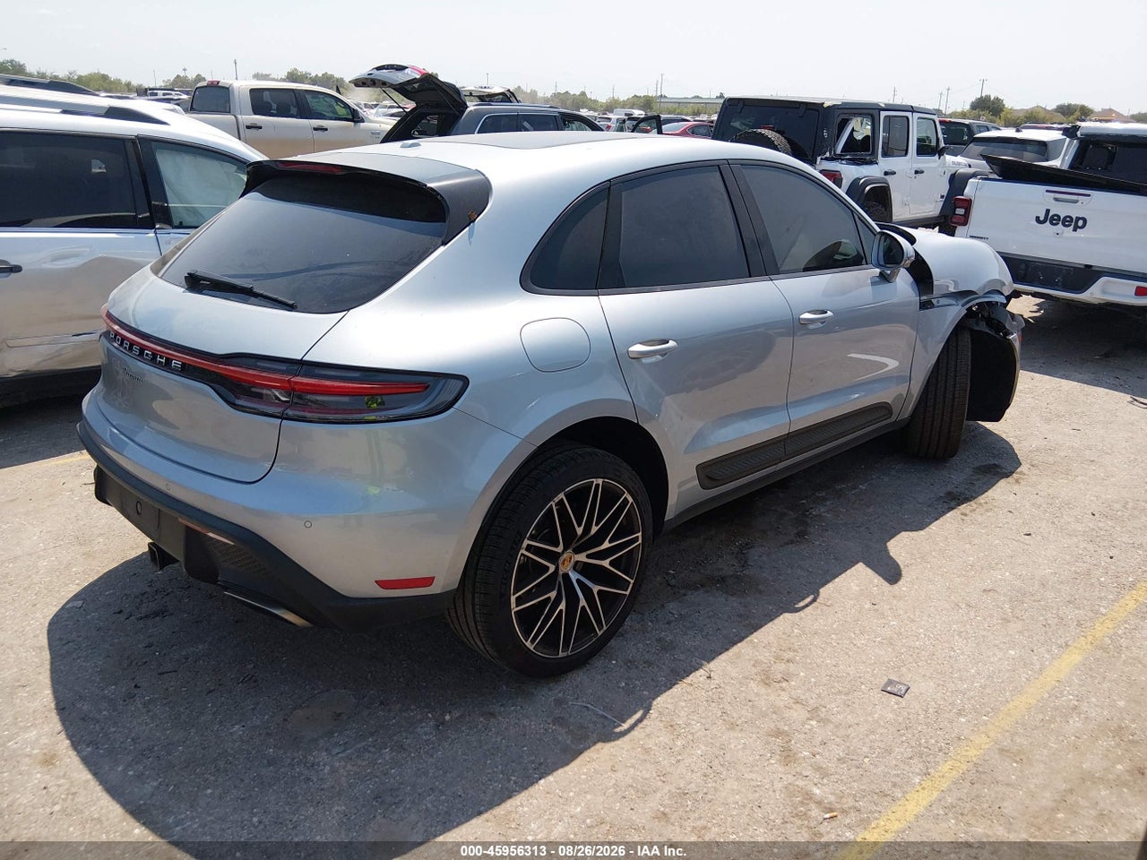 2024 PORSCHE MACAN T · 4/11