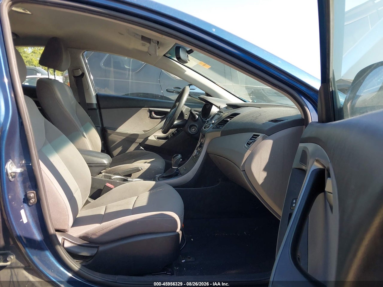 2016 HYUNDAI ELANTRA SE · 5/11