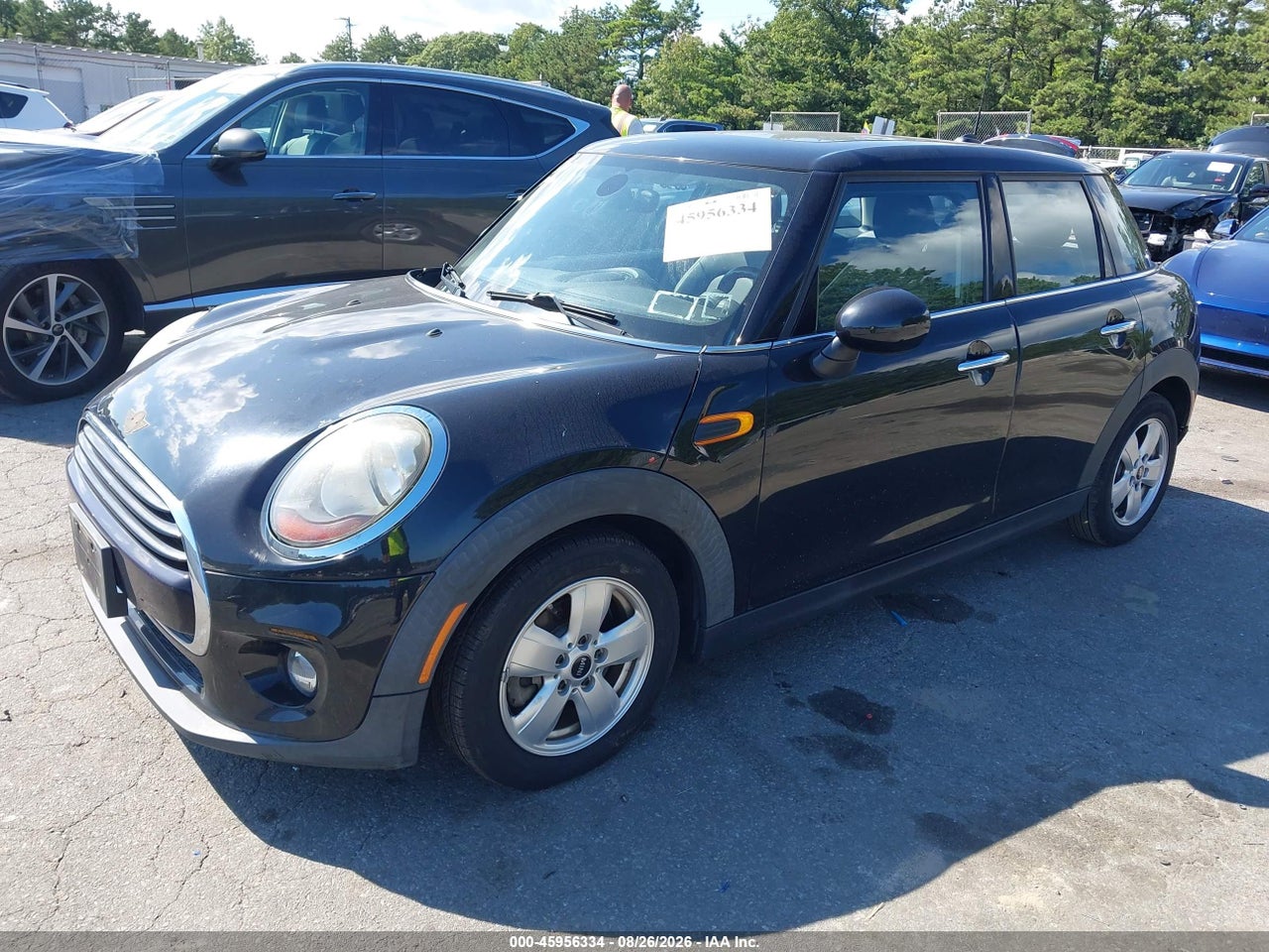 2018 MINI HARDTOP COOPER · 2/10