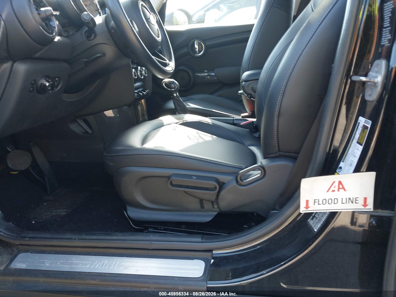 2018 MINI HARDTOP COOPER · 6/10