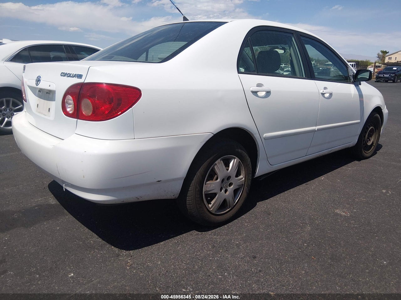 2005 TOYOTA COROLLA LE · 4/11