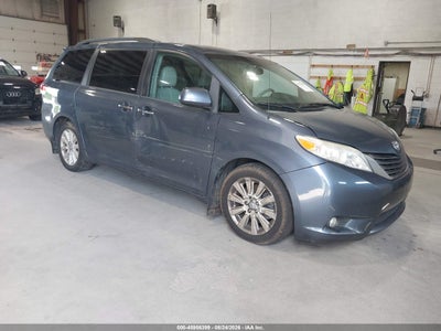 2013 TOYOTA SIENNA XLE 7 PASSENGER