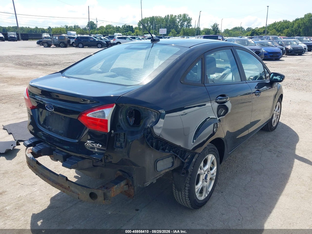 2016 FORD FIESTA SE · 4/11