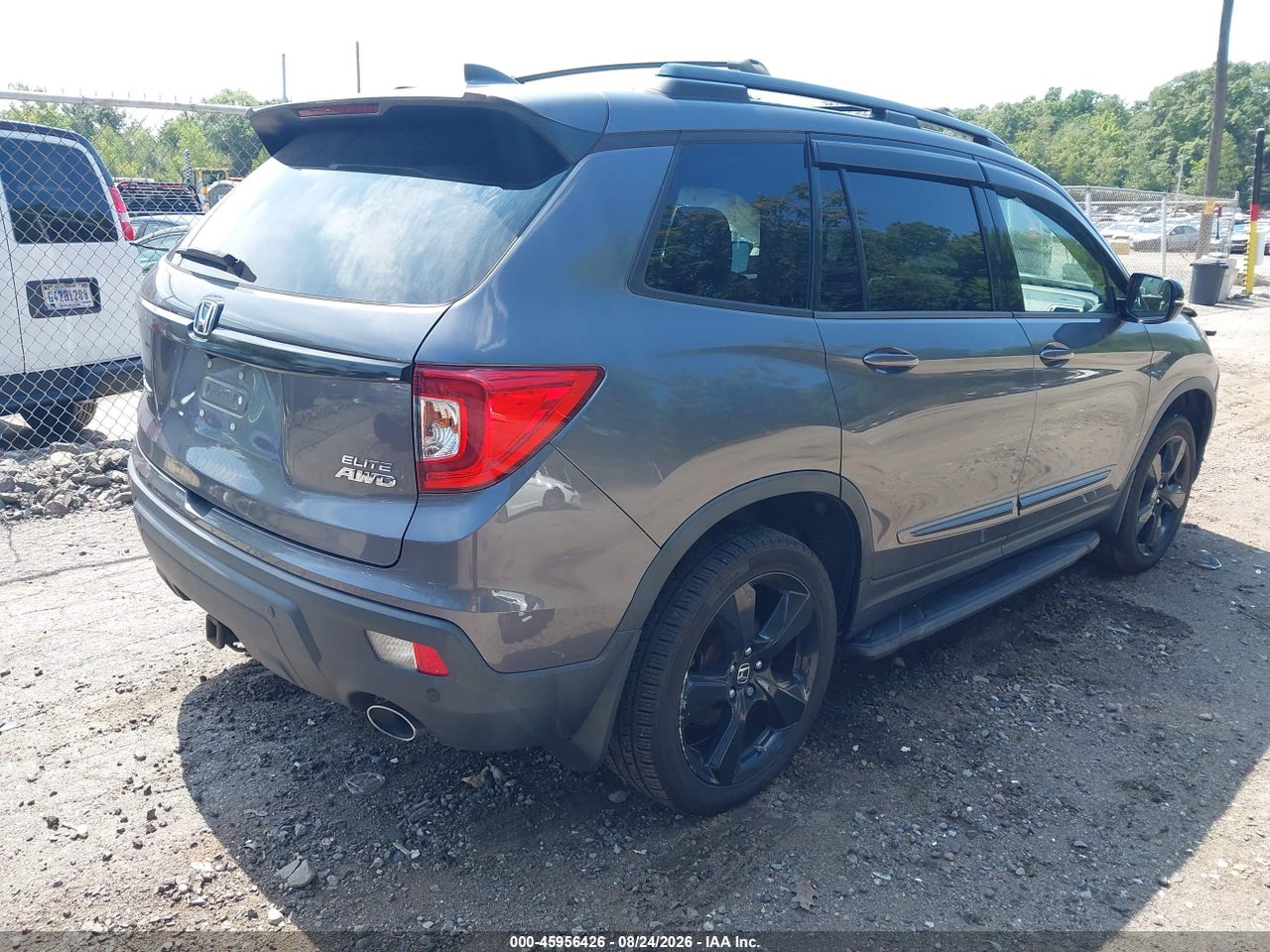 2019 HONDA PASSPORT ELITE · 4/10
