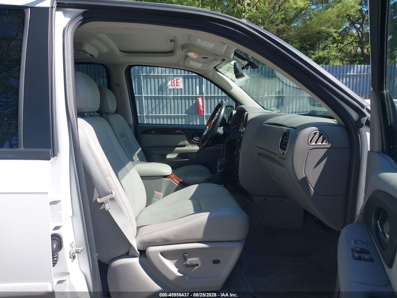 2008 GMC ENVOY DENALI · 5/11
