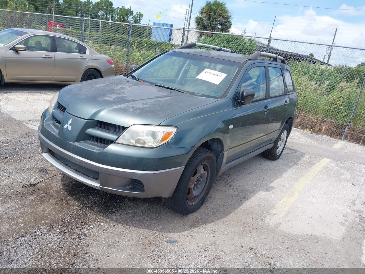 2006 MITSUBISHI OUTLANDER LS · 2/11
