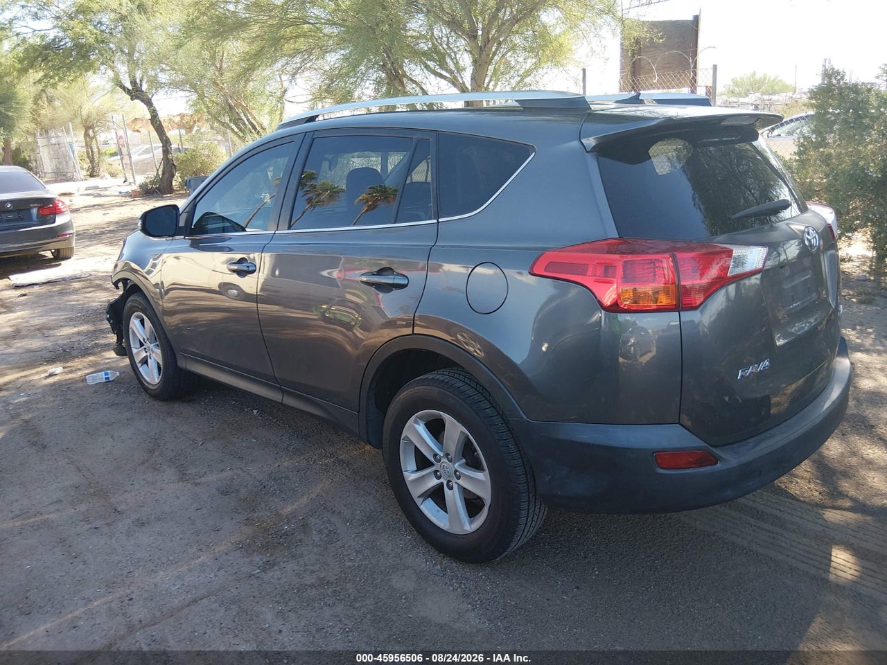 2014 TOYOTA RAV4 XLE · 3/11