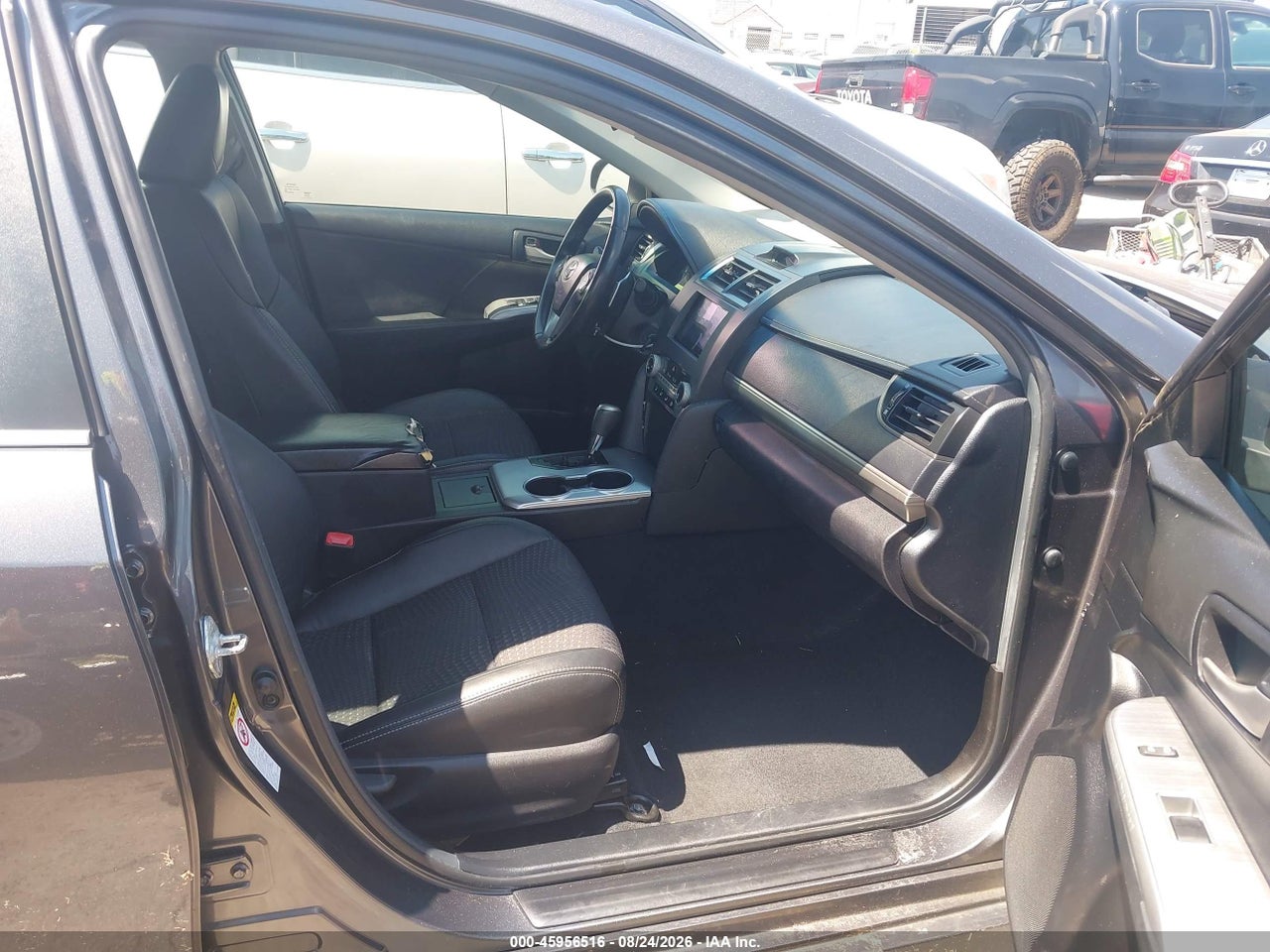 2012 TOYOTA CAMRY SE · 5/11