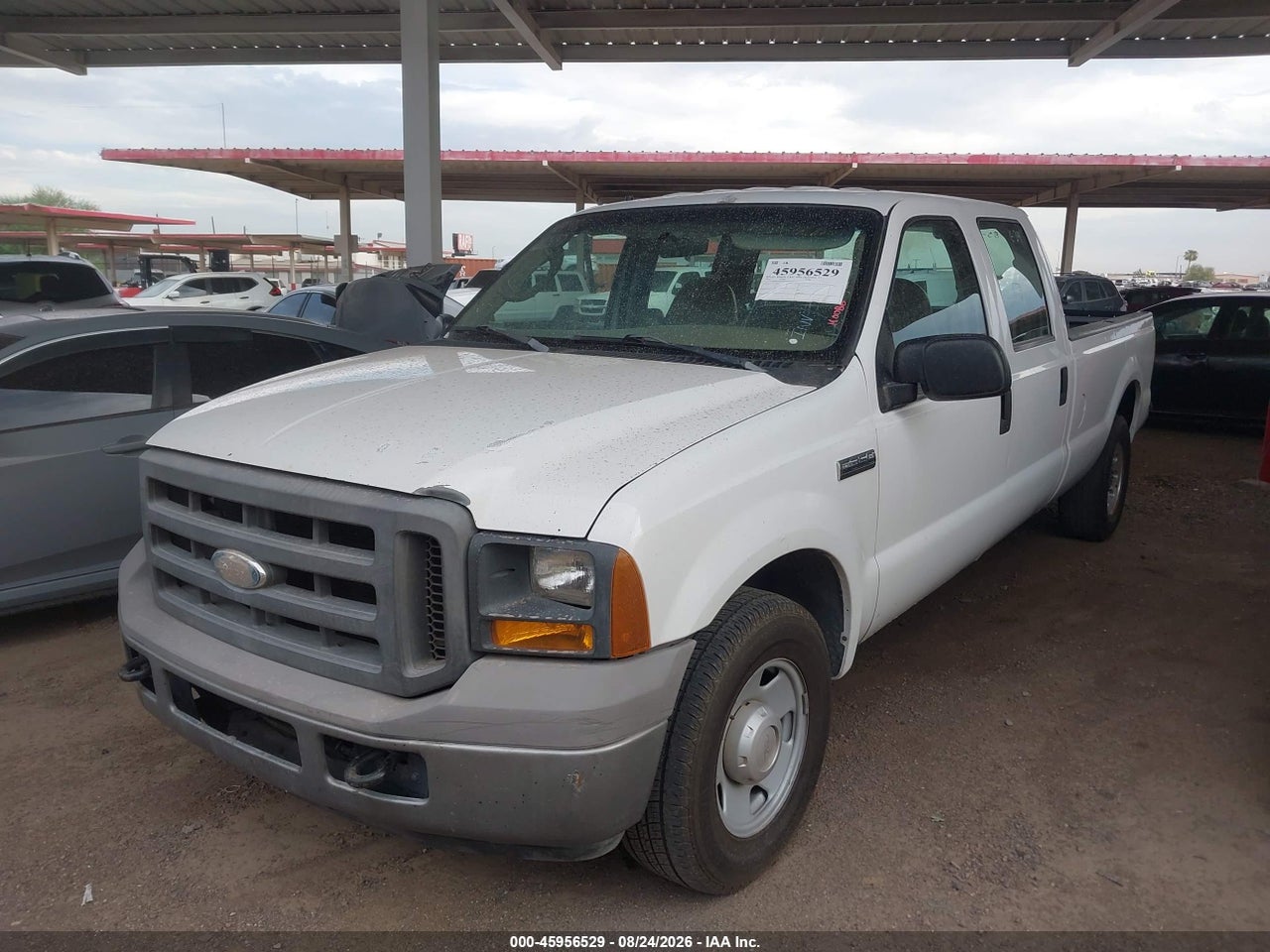 2005 FORD F-350 LARIAT/XL/XLT · 2/4