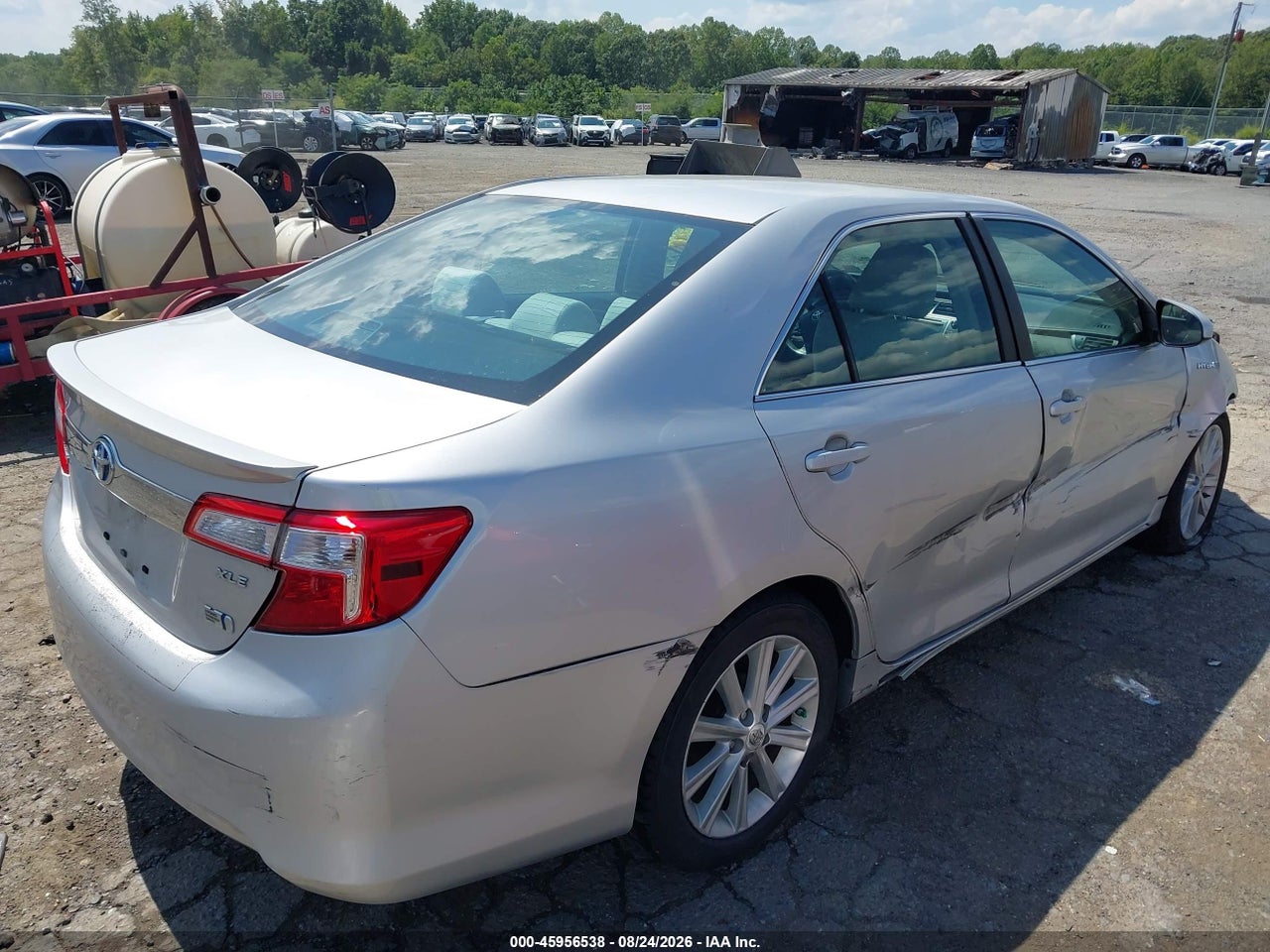 2012 TOYOTA CAMRY HYBRID XLE · 4/11
