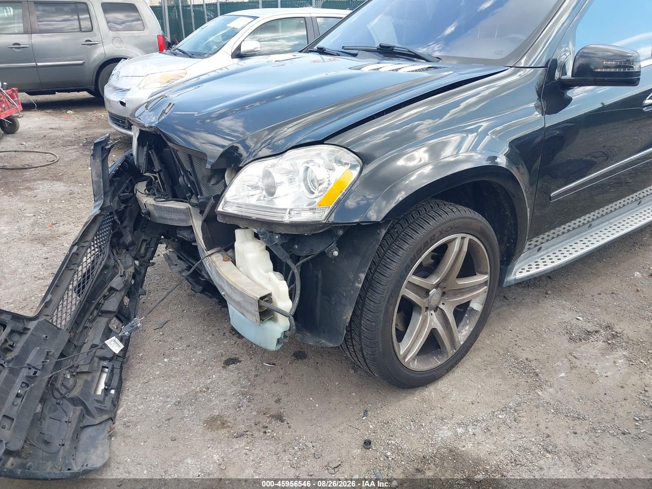2012 MERCEDES-BENZ GL 550 4MATIC · 6/11