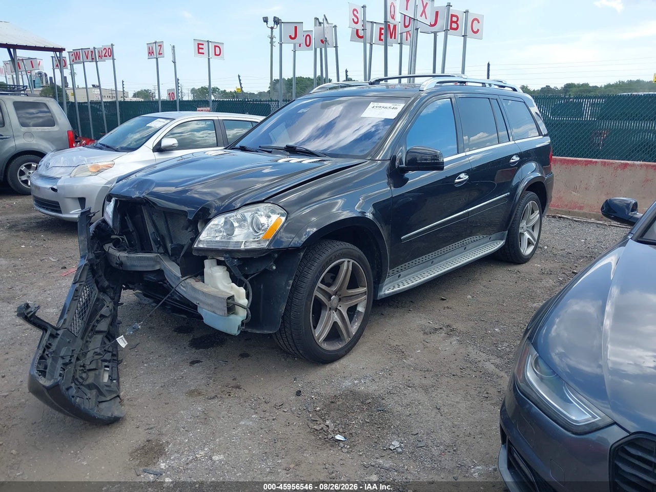2012 MERCEDES-BENZ GL 550 4MATIC · 2/11