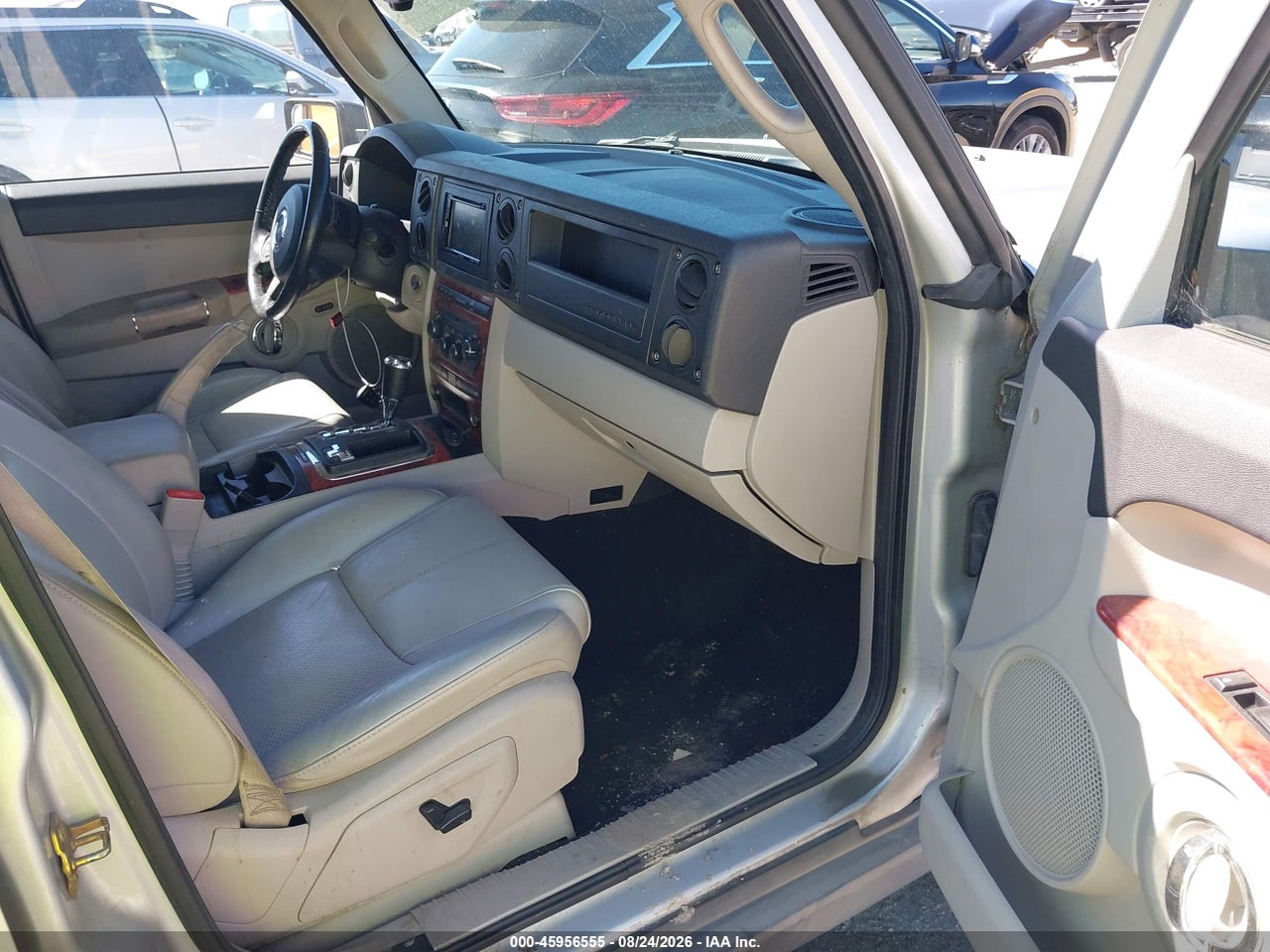 2006 JEEP COMMANDER LIMITED · 5/11