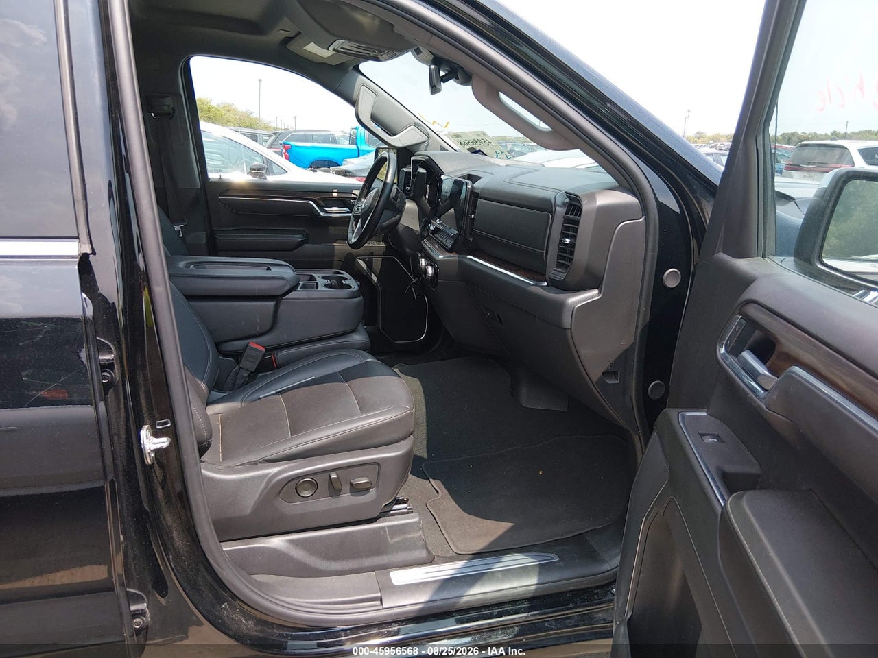 2025 GMC SIERRA 1500 2WD  SHORT BOX SLT · 5/11