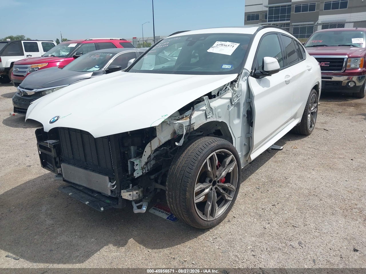 2021 BMW X4 M40I · 2/11