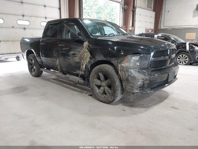 3C6RR7KT1JG****** · 2018 RAM 1500 EXPRESS  4X4 5'7 BOX