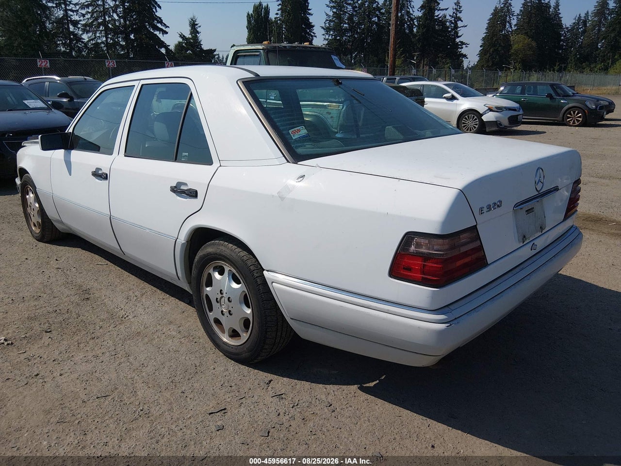 1995 MERCEDES-BENZ E 320 BASE/320 SPECIAL · 3/11