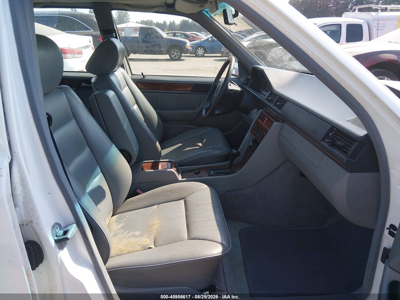 1995 MERCEDES-BENZ E 320 BASE/320 SPECIAL · 5/11