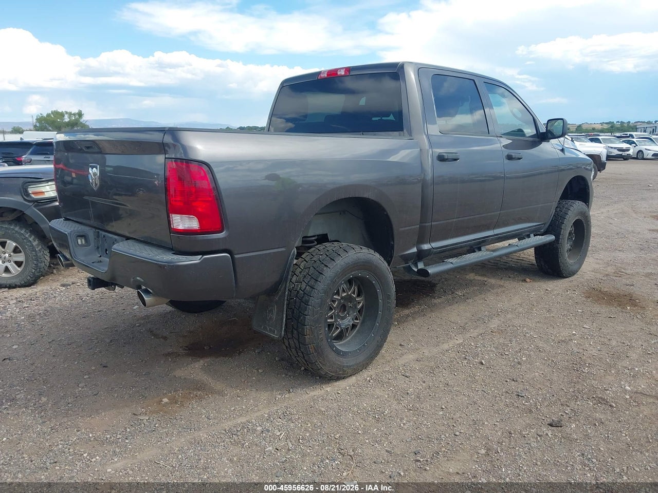 2015 RAM 1500 EXPRESS · 4/11