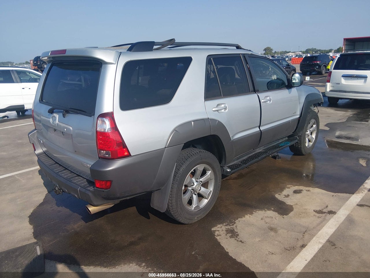 2003 TOYOTA 4RUNNER SR5 V8 · 4/11