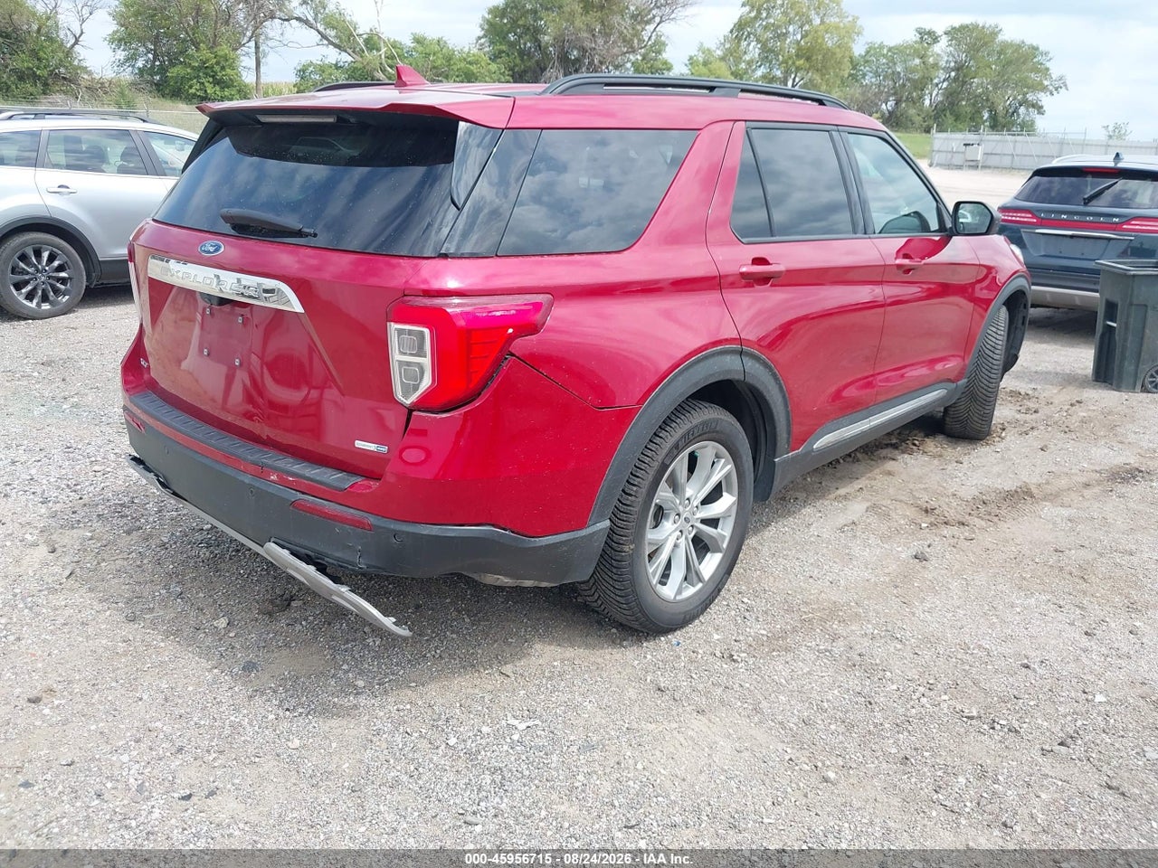 2020 FORD EXPLORER XLT · 4/11