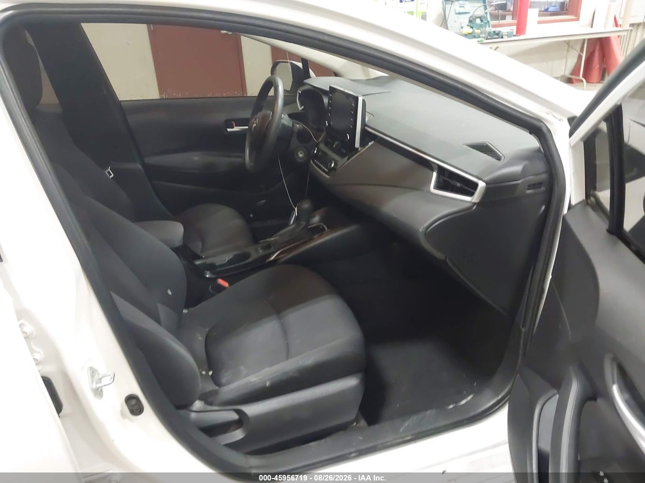 2021 TOYOTA COROLLA LE · 5/11