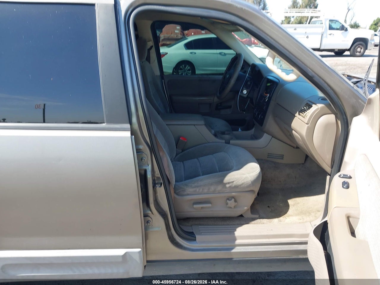 2002 FORD EXPLORER XLT · 5/11