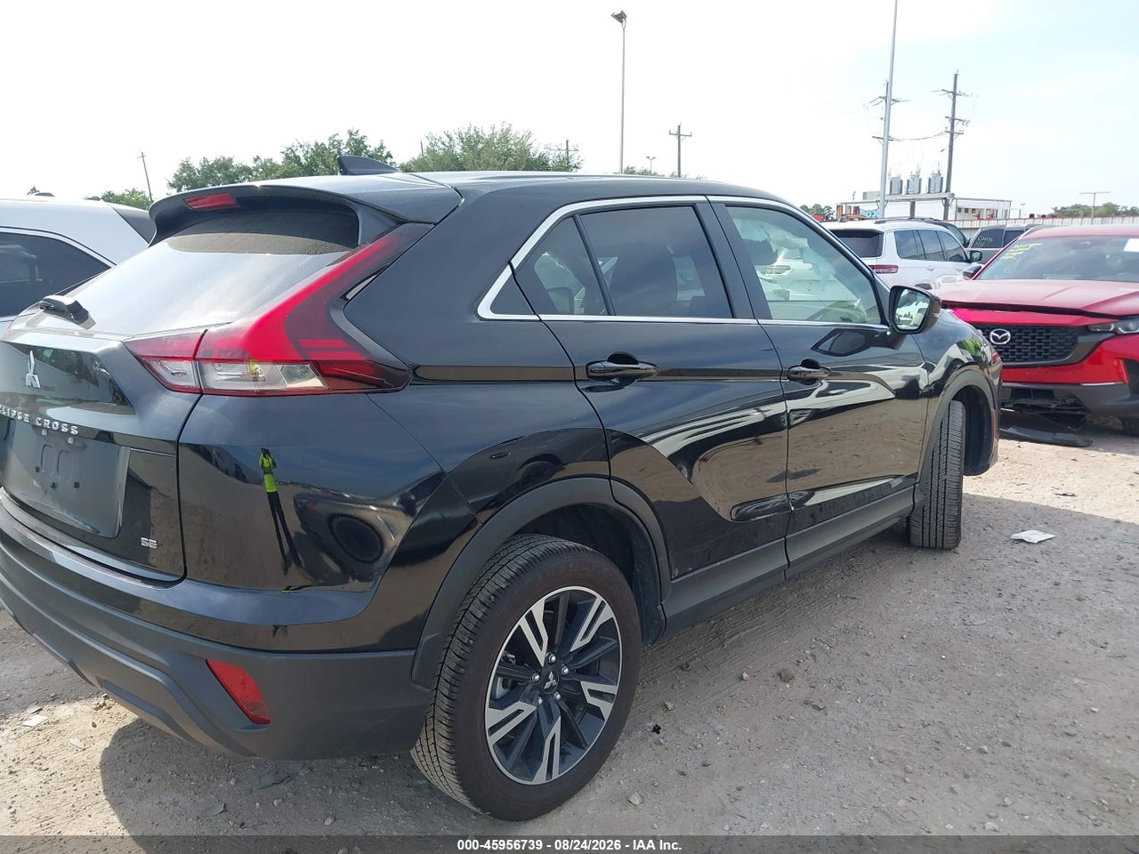 2026 MITSUBISHI ECLIPSE CROSS · 4/11