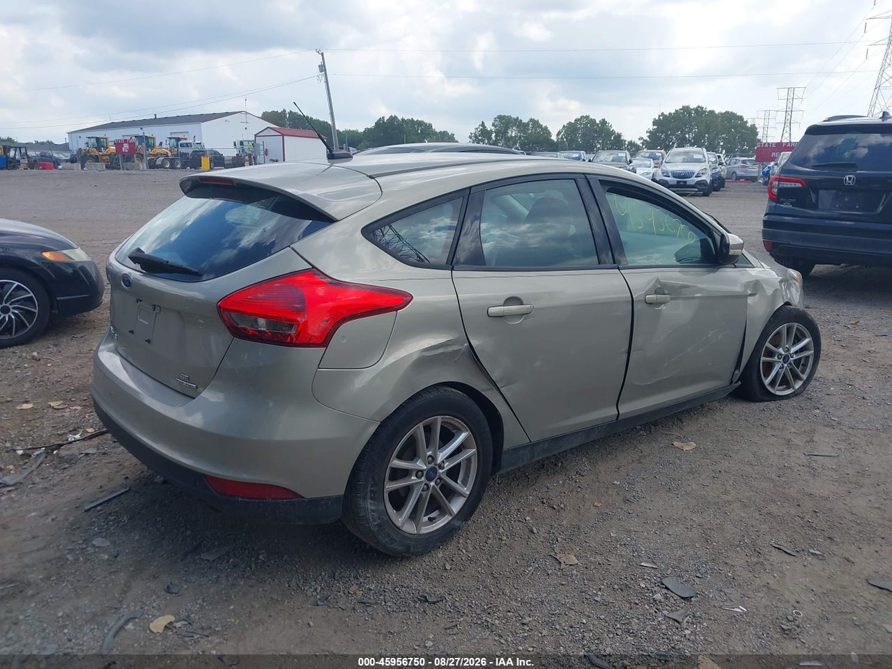 2016 FORD FOCUS SE · 4/8