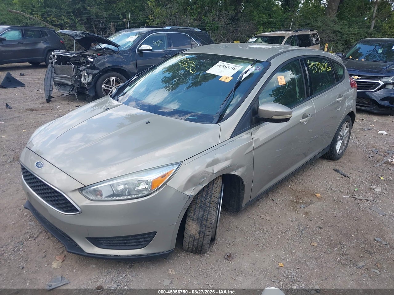 2016 FORD FOCUS SE · 2/8