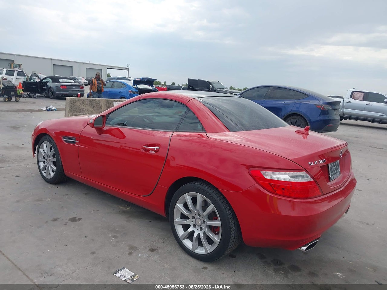 2016 MERCEDES-BENZ SLK 300 · 3/11