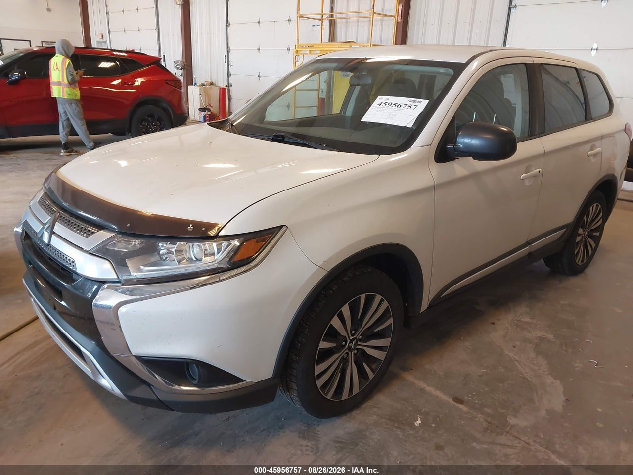2019 MITSUBISHI OUTLANDER ES · 2/11