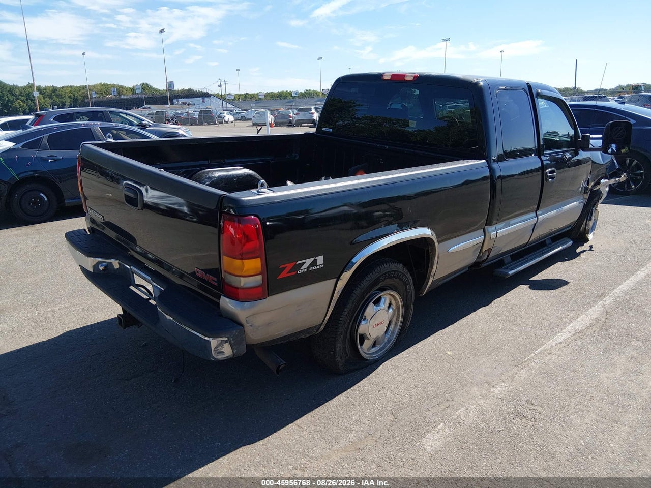 2001 GMC NEW SIERRA K1500 · 4/11