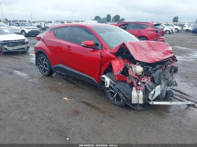 2021 TOYOTA C-HR XLE