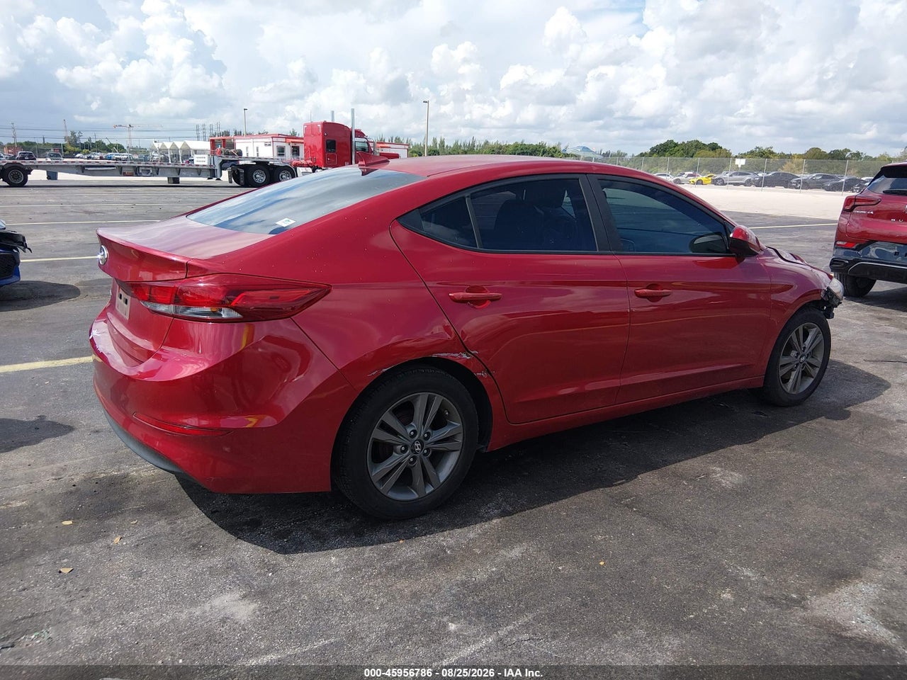 2017 HYUNDAI ELANTRA SE · 4/11