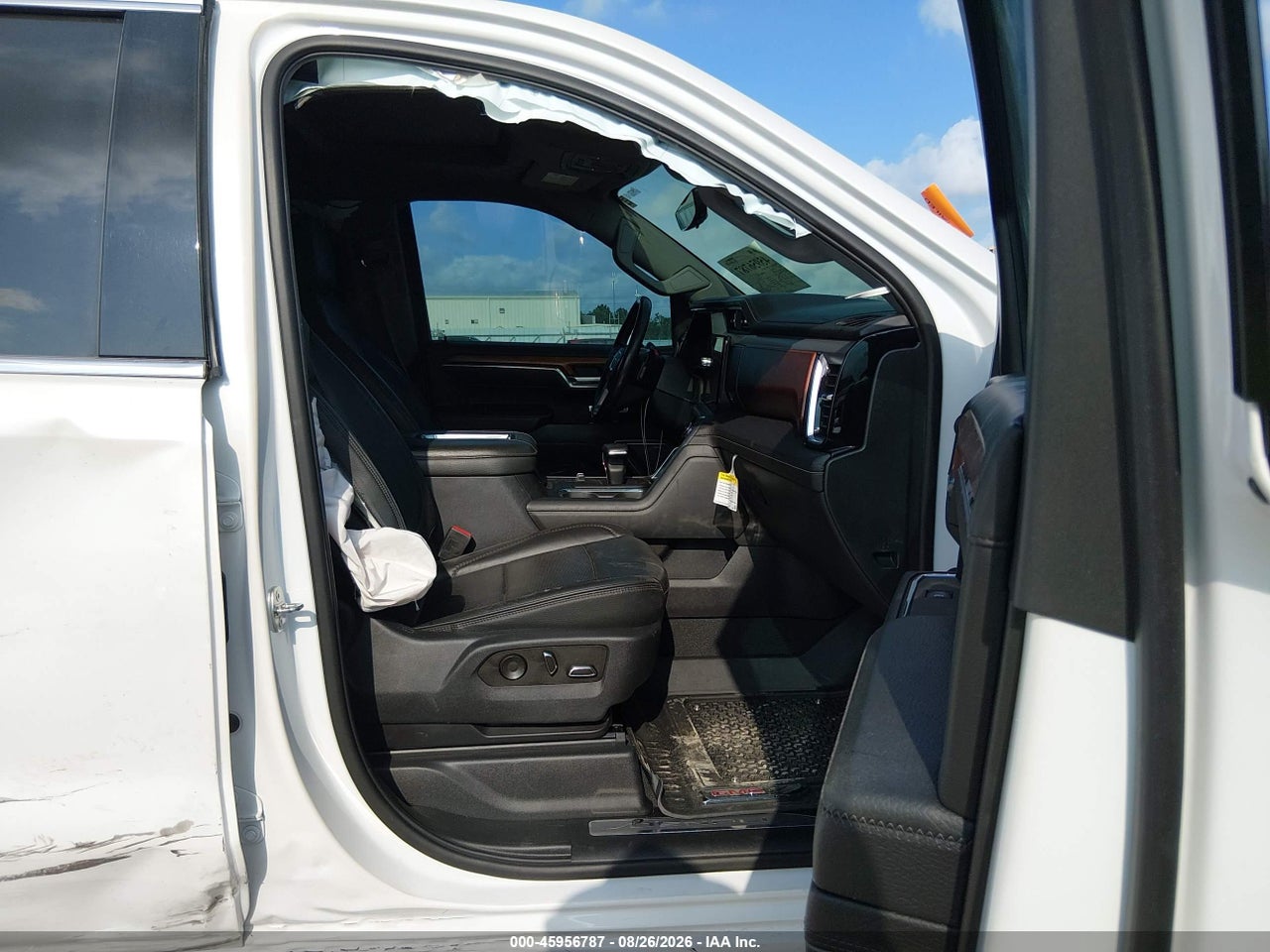 2022 GMC SIERRA 1500 2WD  SHORT BOX DENALI · 5/11