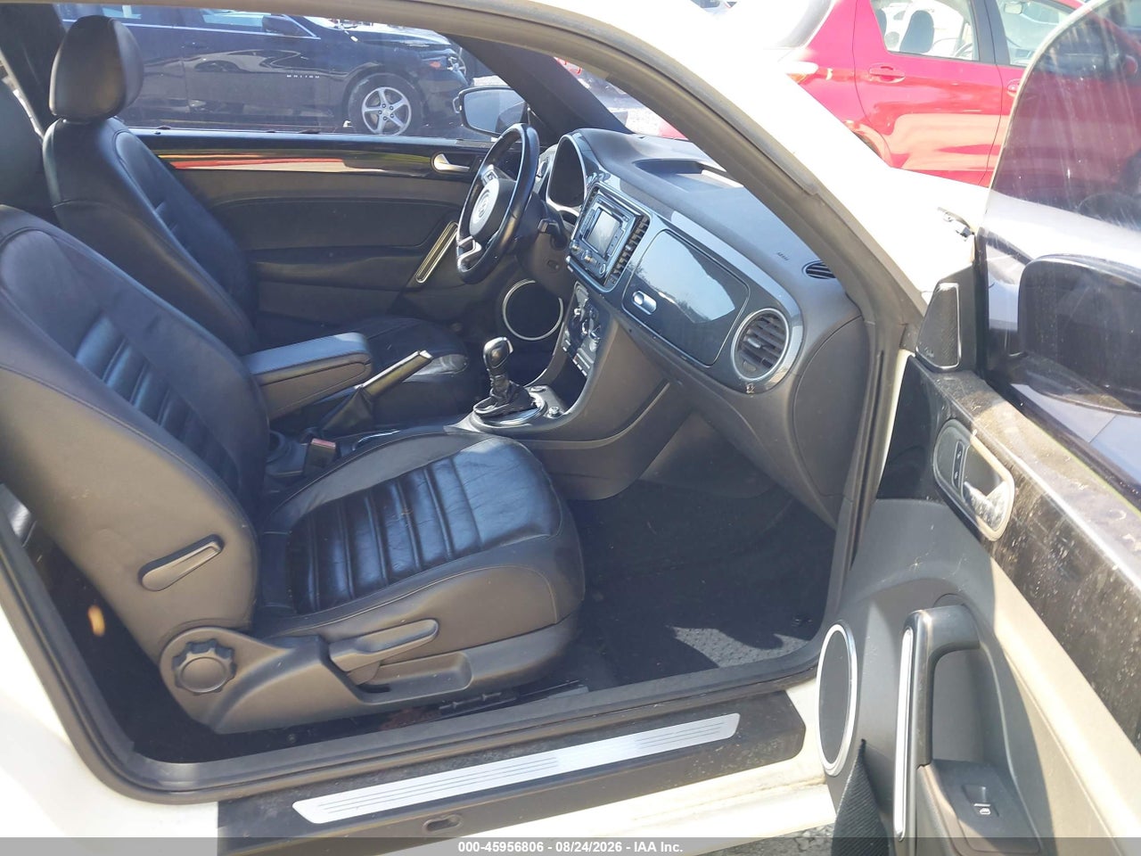 2012 VOLKSWAGEN BEETLE 2.0T TURBO · 5/10