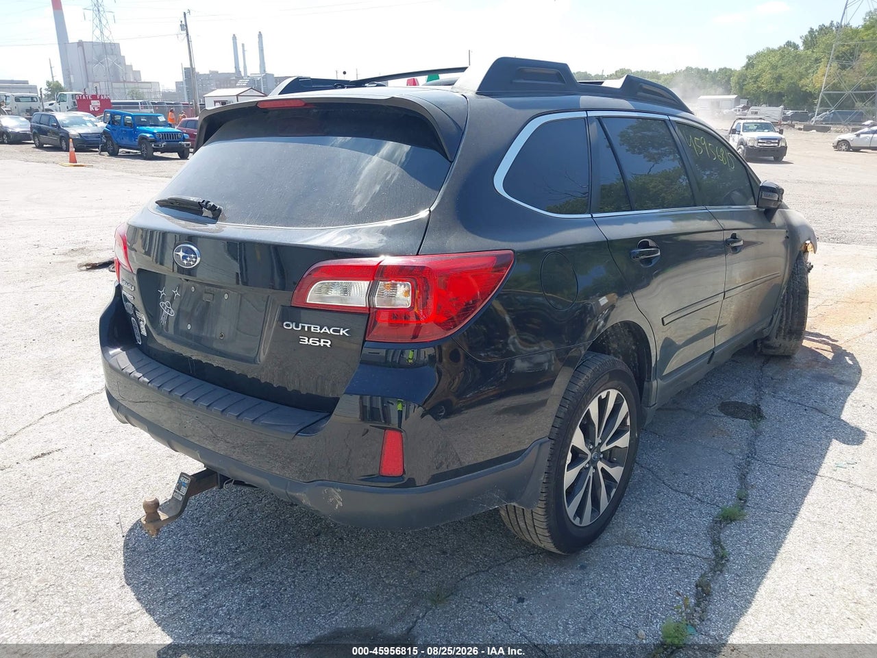 2015 SUBARU OUTBACK 3.6R LIMITED · 4/10