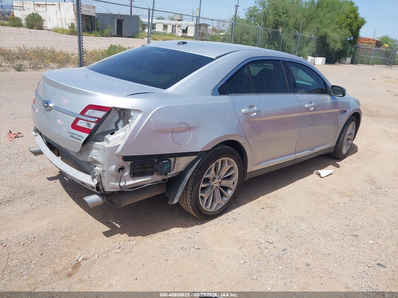 2018 FORD TAURUS LIMITED · 4/11