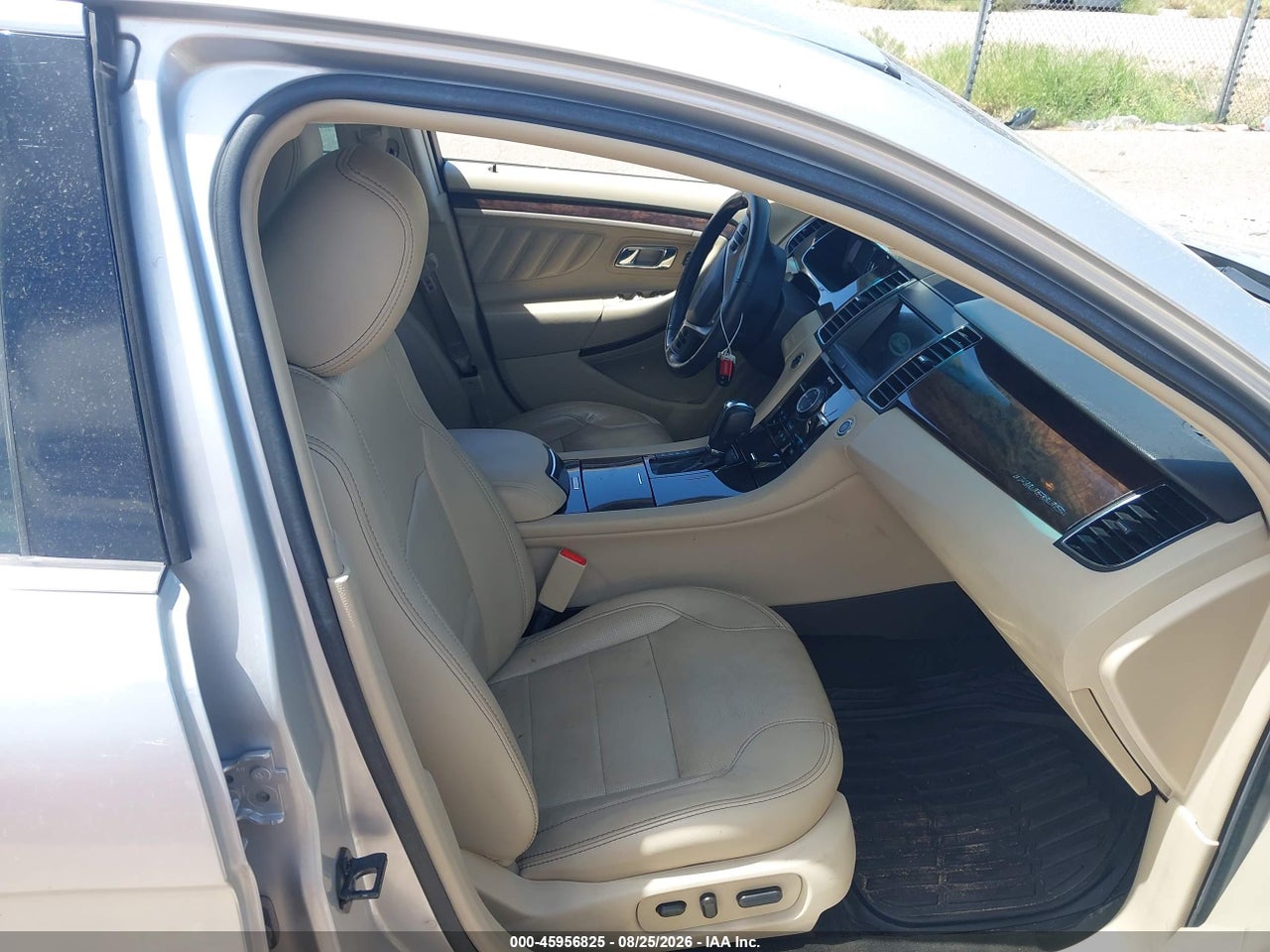 2018 FORD TAURUS LIMITED · 5/11