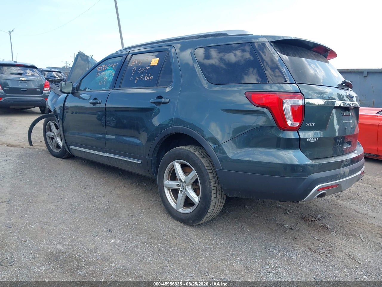 2016 FORD EXPLORER XLT · 3/10