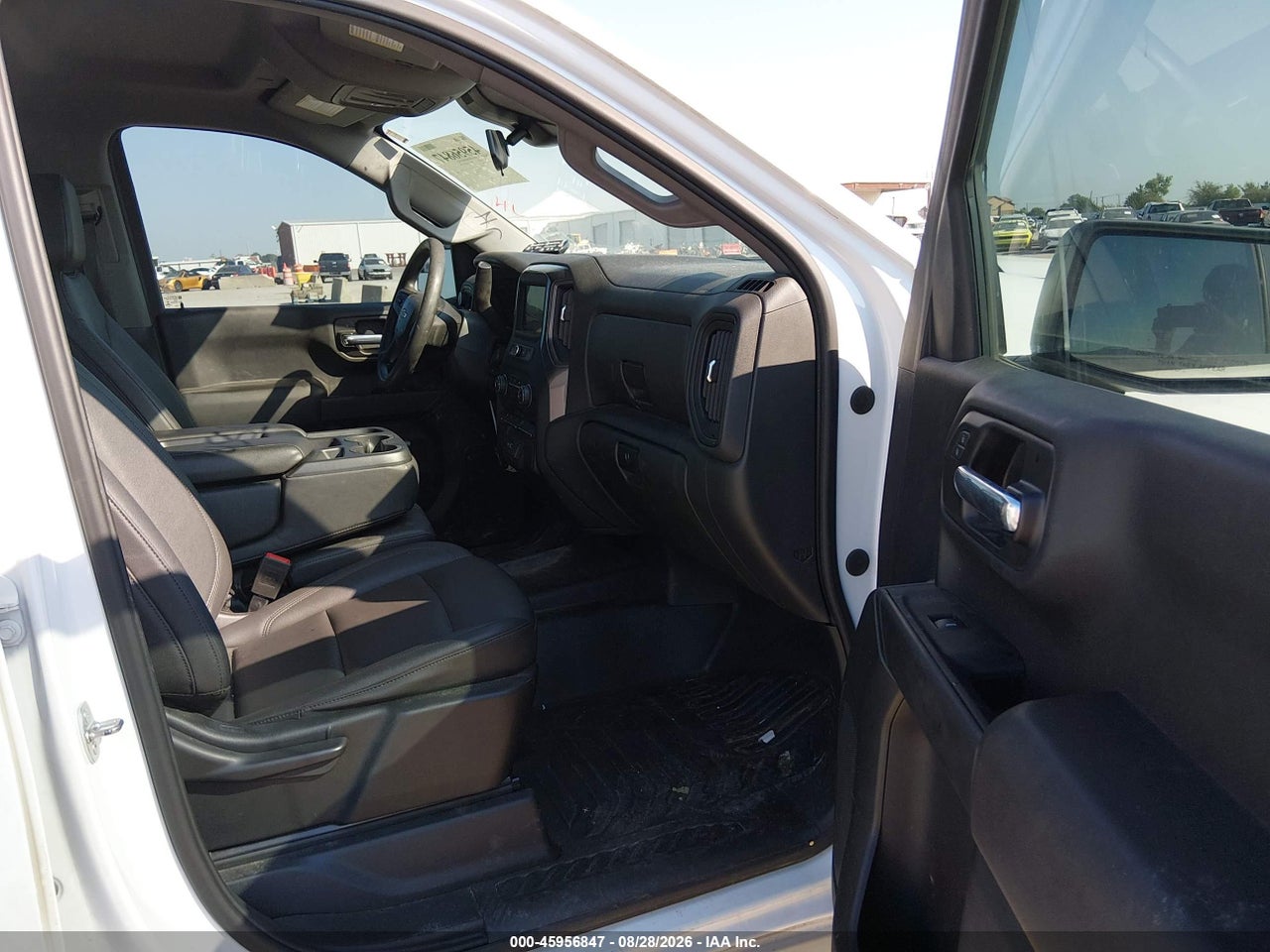 2023 CHEVROLET SILVERADO 1500 4WD  SHORT BED WT · 5/11