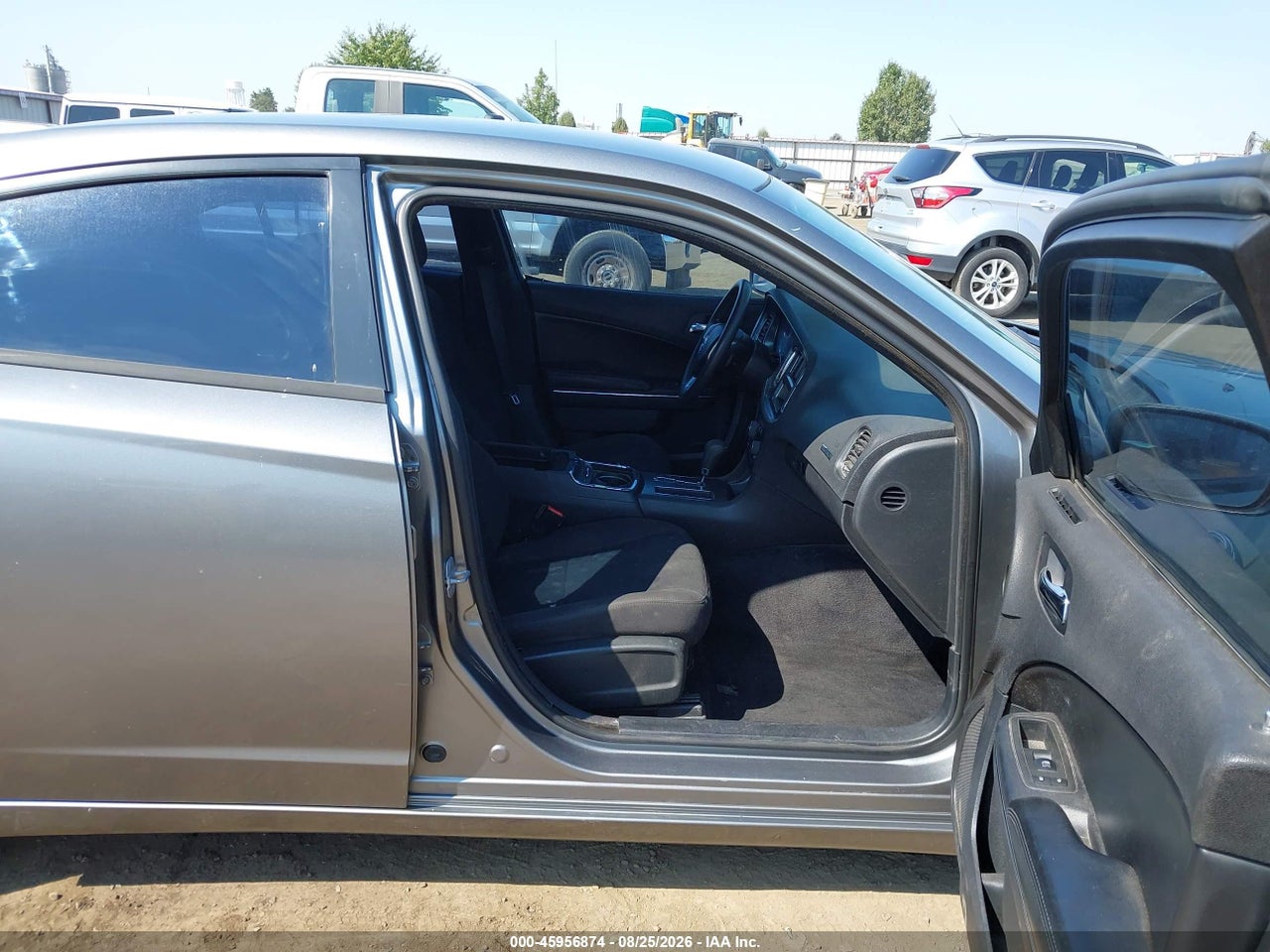 2012 DODGE CHARGER SE · 5/11