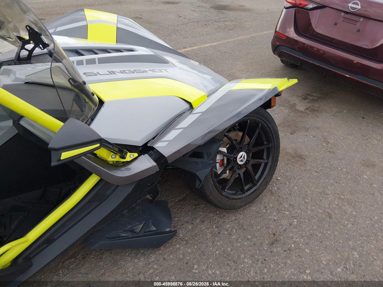 2018 POLARIS SLINGSHOT SLR · 6/11