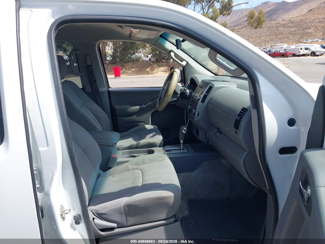 2017 NISSAN FRONTIER SV · 5/11