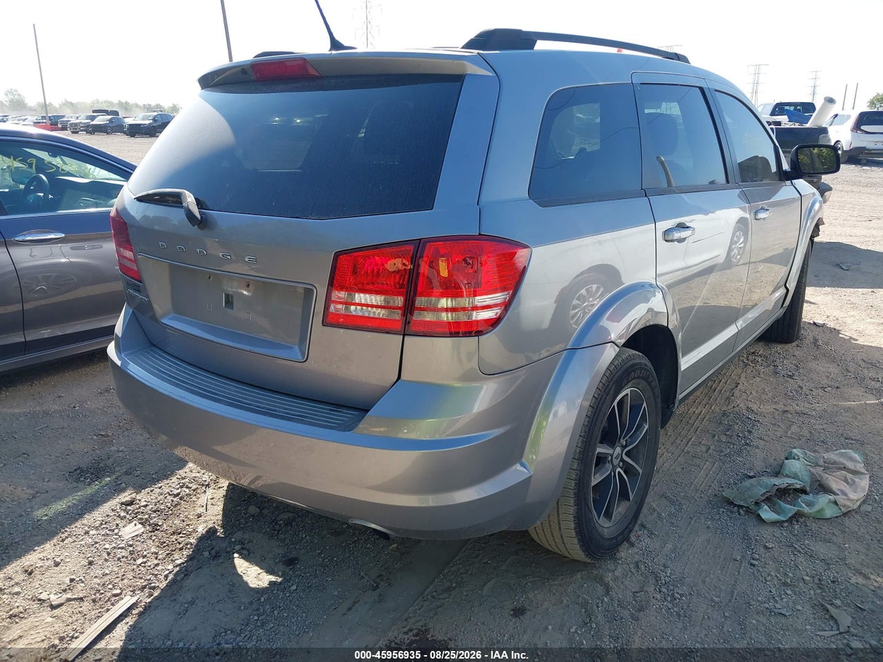 2018 DODGE JOURNEY SE · 4/11