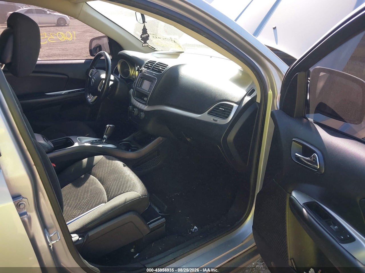 2018 DODGE JOURNEY SE · 5/11